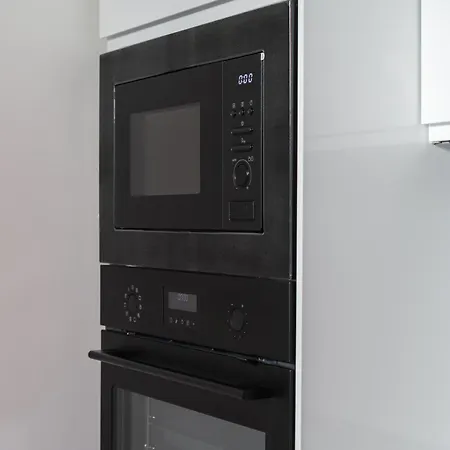 Stylish 1br Apt, With Living In With Wifi & Tv Apartamento