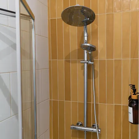 Stylish 1br Apt, With Living In With Wifi & Tv Apartamento *